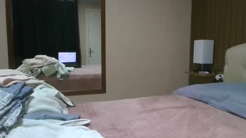 kelly online show from March 4, 2025, 11:32 pm