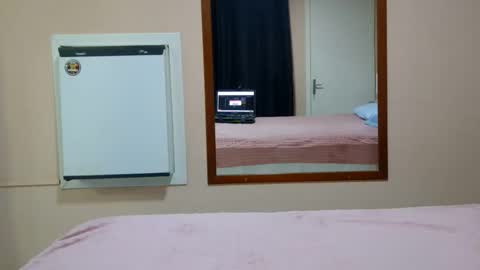 kelly online show from March 25, 2026, 1:00 am