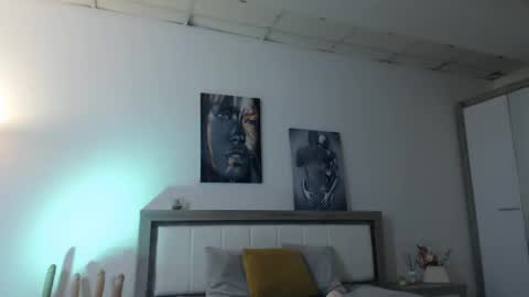 laylacruz online show from January 14, 2025, 8:52 am