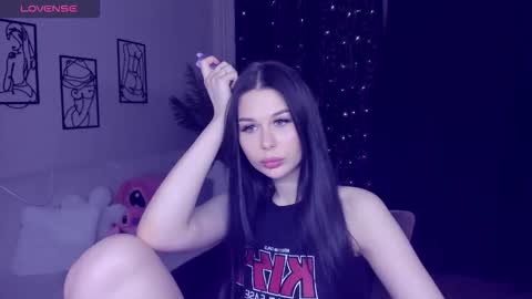 laylagreat online show from October 16, 2025, 3:57 pm