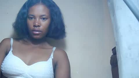 Snapshot of laylah517 chatting on November 19, 2025, 2:11 am laylah517 online show from November 19, 2025, 2:11 am