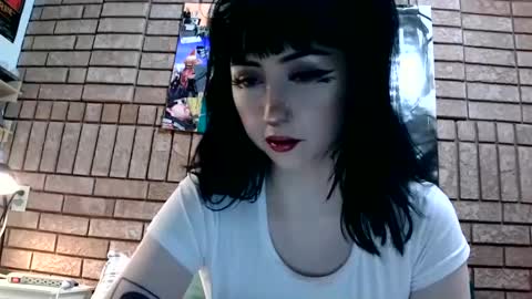 Layla Kills online show from February 8, 2025, 4:57 am