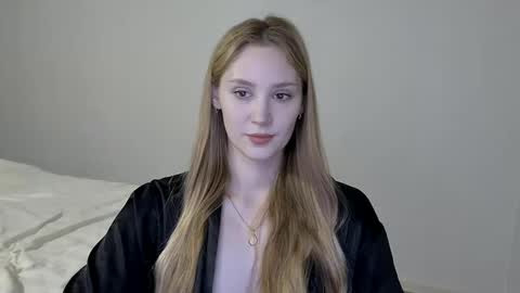 LaylaPretty001 online show from December 10, 2024, 7:26 am