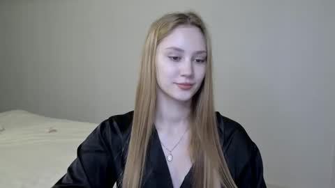 LaylaPretty001 online show from January 8, 2025, 5:48 am