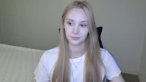 LaylaPretty001 online show from November 13, 2025, 5:28 am