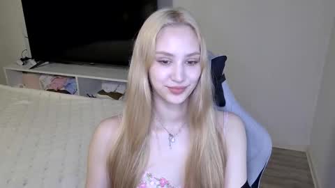 LaylaPretty001 online show from May 20, 2026, 4:29 am