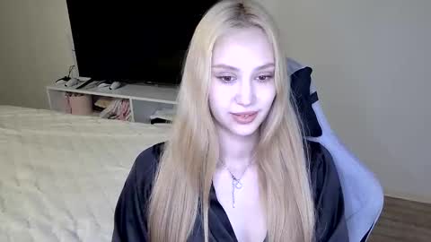 LaylaPretty001 online show from June 8, 2026, 4:24 am