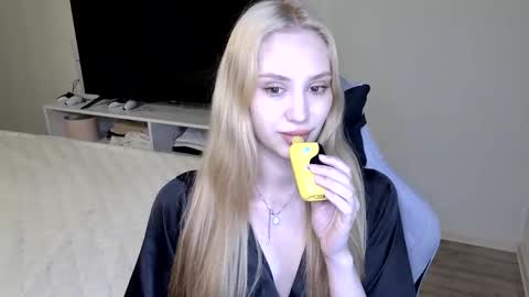 LaylaPretty001 online show from June 10, 2026, 4:23 am