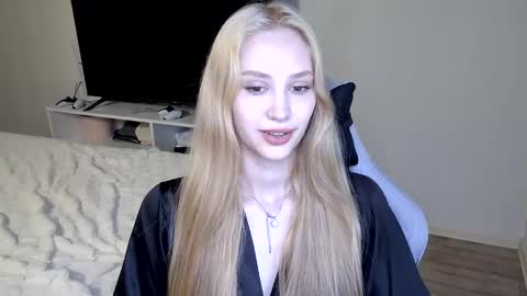 LaylaPretty001 online show from June 11, 2026, 5:05 am