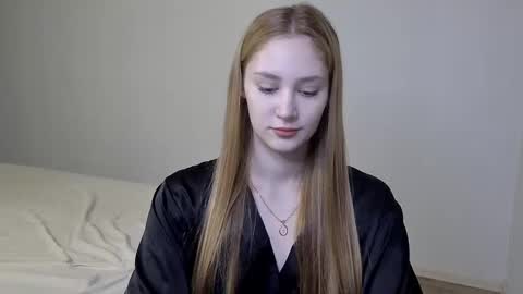 Laylla001 online show from January 2, 2025, 5:57 am