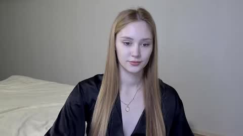 Laylla001 online show from January 6, 2025, 5:52 am