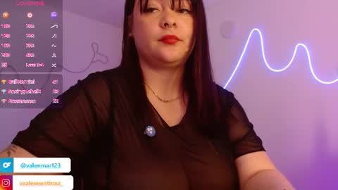Snapshot of layna_cold chatting on July 28, 2026, 6:20 pm Vannessa online show from July 28, 2026, 6:20 pm