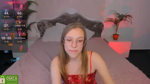 layriantavee online show from January 7, 2025, 1:35 pm