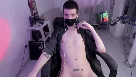 Snapshot of lazy_haze chatting on June 22, 2026, 7:27 am Haze aka Slava online show from June 22, 2026, 7:27 am