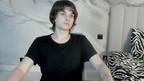 Alex online show from June 11, 2026, 2:33 am