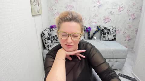 Lea online show from January 11, 2025, 11:45 am