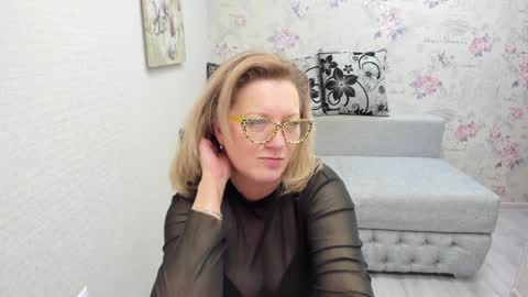 Lea online show from January 28, 2025, 10:23 pm