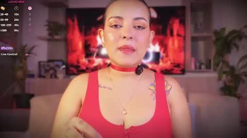 L E A   online show from July 3, 2026, 6:47 pm