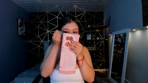 Lea Velle online show from October 18, 2025, 4:37 am