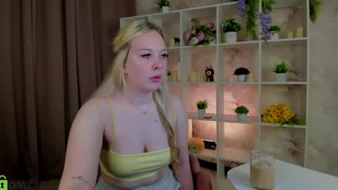 Snapshot of leadaisy chatting on May 12, 2026, 3:47 am leadaisy online show from May 12, 2026, 3:47 am