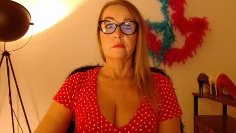 LEA online show from October 27, 2025, 3:16 pm