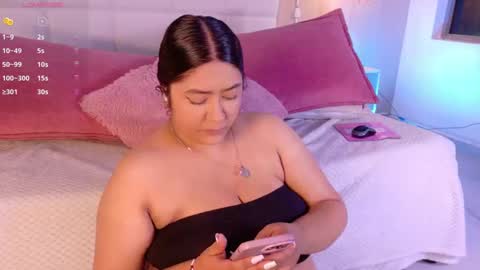 Leah online show from September 26, 2025, 2:54 pm