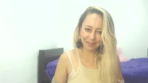 Snapshot of leah_susman chatting on September 11, 2025, 2:00 am leah_susman online show from September 11, 2025, 2:00 am