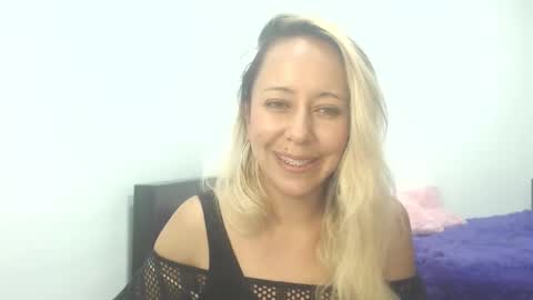 Snapshot of leah_susman chatting on September 14, 2025, 2:54 am leah_susman online show from September 14, 2025, 2:54 am
