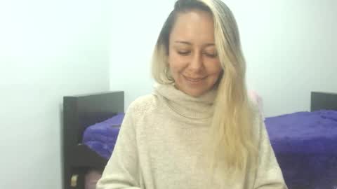 Snapshot of leah_susman chatting on September 26, 2025, 2:04 am leah_susman online show from September 26, 2025, 2:04 am