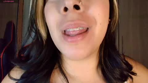 leah online show from April 19, 2026, 8:46 am