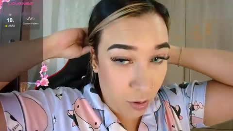 Snapshot of leahtemptation chatting on June 20, 2026, 12:03 am leah online show from June 20, 2026, 12:03 am