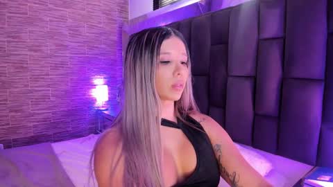 Snapshot of leandraxts chatting on October 23, 2025, 8:40 pm Maria Leandra Lopeira online show from October 23, 2025, 8:40 pm