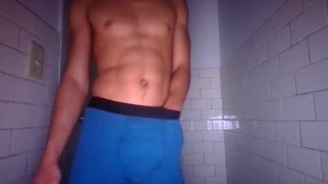 leanlance27 online show from November 18, 2025, 9:25 am