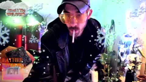leatherdude69 online show from December 19, 2024, 9:51 am