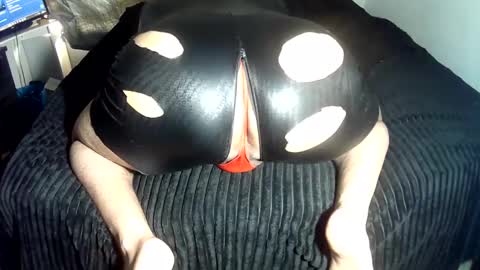 leatherman31 online show from March 16, 2026, 9:41 pm