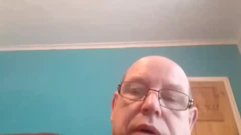 leatherpants68 online show from October 15, 2025, 8:25 am