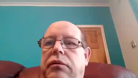 leatherpants68 online show from November 28, 2025, 8:50 am