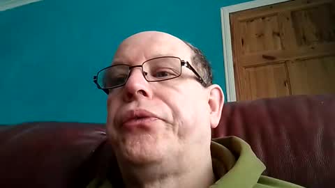 leatherpants68 online show from March 26, 2026, 12:11 pm