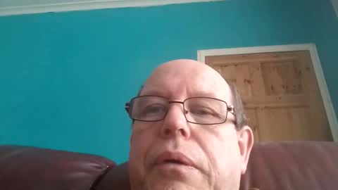 leatherpants68 online show from March 29, 2026, 1:22 pm