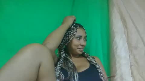 leatiana online show from February 15, 2026, 11:23 pm