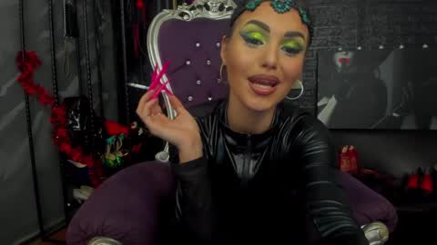 Lea online show from January 13, 2025, 3:23 am