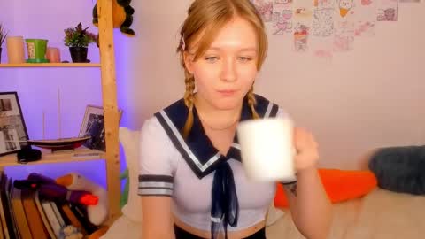 Ellie online show from December 6, 2024, 9:21 am