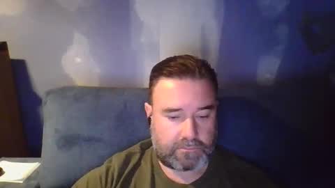 lecheare28 online show from April 29, 2026, 10:08 am