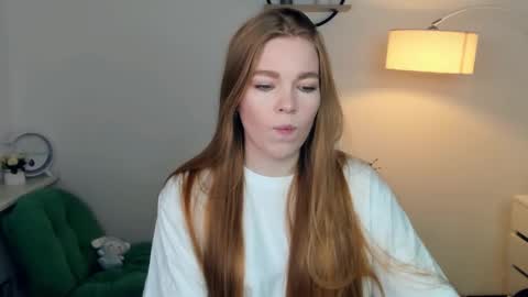 Lilly online show from November 27, 2025, 8:55 pm