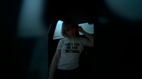 Snapshot of lee_sky chatting on June 10, 2026, 12:11 am I am Melisa. Im new here. This is my first day online show from June 10, 2026, 12:11 am