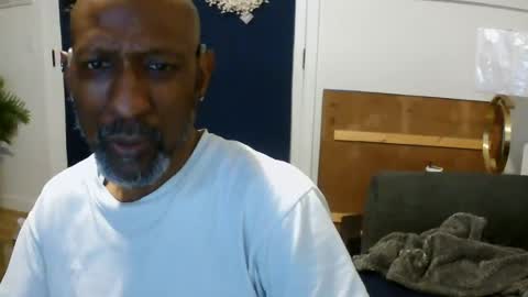 Snapshot of leeguy_hugedick chatting on July 18, 2026, 7:12 am Ebony DeafGuy online show from July 18, 2026, 7:12 am