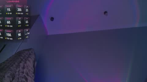 Lee Haeun online show from April 21, 2026, 1:42 am