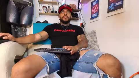 Snapshot of leenar_key chatting on July 5, 2026, 10:39 pm leenar_key online show from July 5, 2026, 10:39 pm