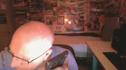 leezamm1132 online show from May 3, 2026, 1:28 pm