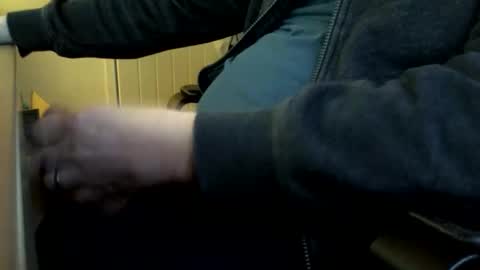 leffe84 online show from January 21, 2025, 9:03 am